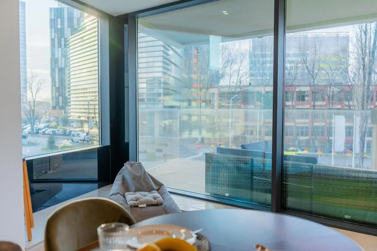 Designer Apartment In Aviatiei Tower Bucharest