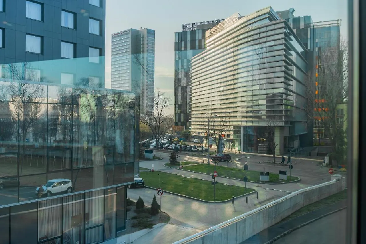 Designer Apartment In Aviatiei Tower Bucharest