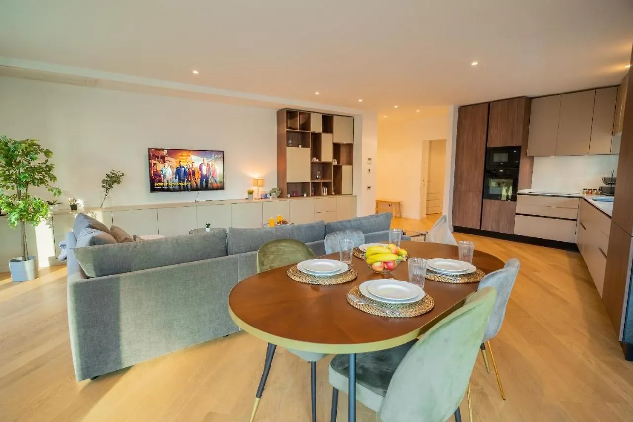Designer Apartment In Aviatiei Tower Bucharest Romania