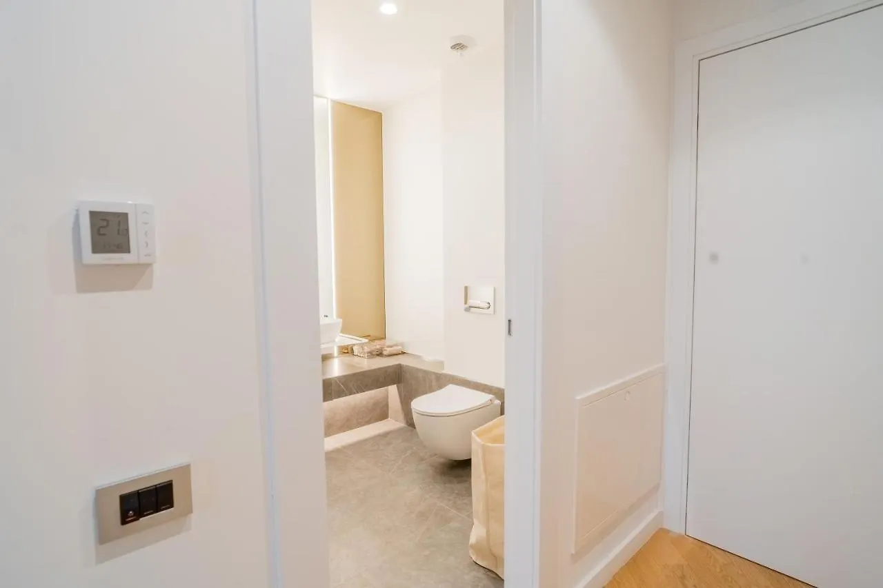Designer Apartment In Aviatiei Tower Bucharest Romania