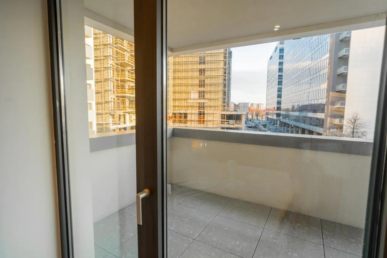 Designer Apartment In Aviatiei Tower Bucharest