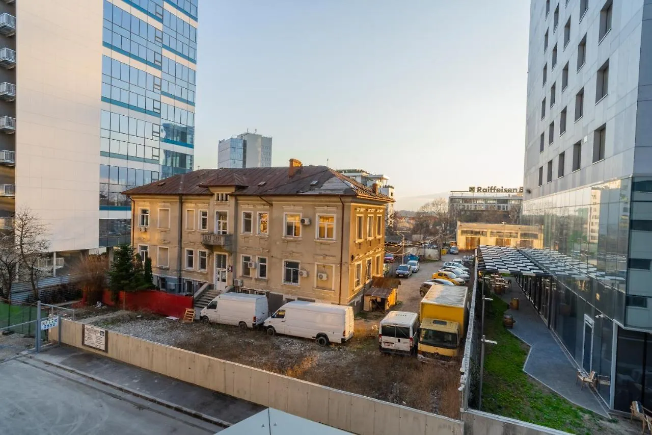Designer Apartment In Aviatiei Tower Bucharest